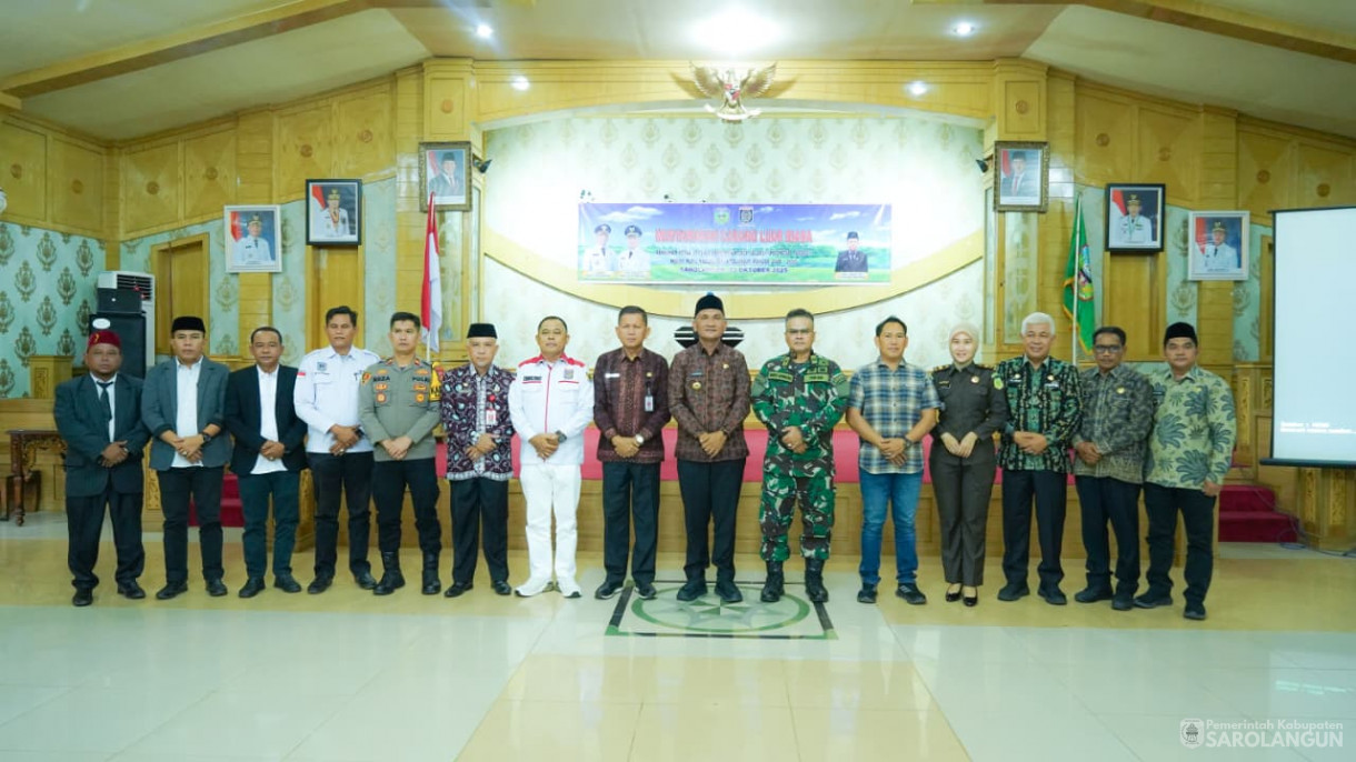 23 Oktober 2025&nbsp; Pembukaan Musyawarah Cabang Luar Biasa Pemilihan Ketua APDESI Merah Putih Kab Sarolangun Periode 2025 sd 2030 Bertempat di ruang pola kantor bupati Sarolangun