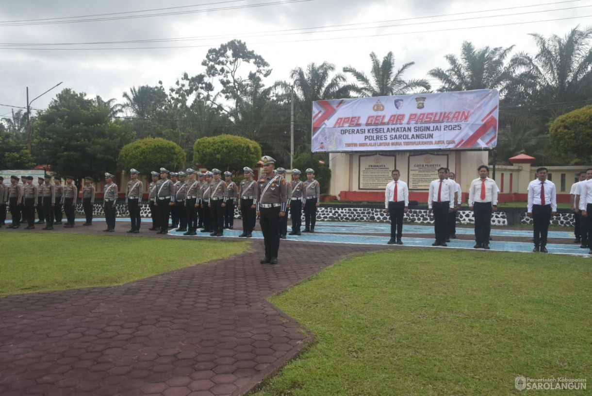 10 Februari 2025 - Apel Gelar Pasukan Operasi Keselamatan Siginjai 2025 Bertempat di Polres Sarolangun 