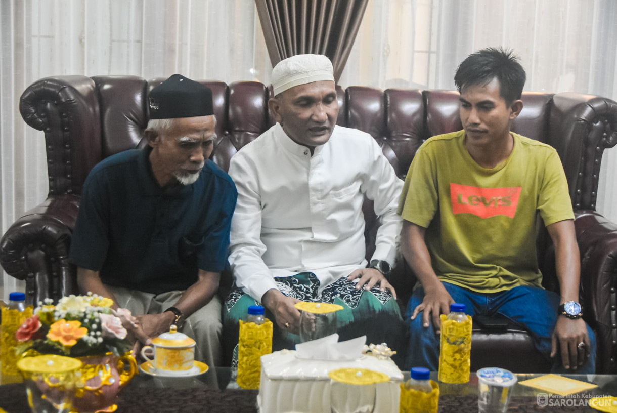 26 Maret 2025 - Buka Bersama Tokoh Masyarakat di Rumah Dinas Bupati Sarolangun