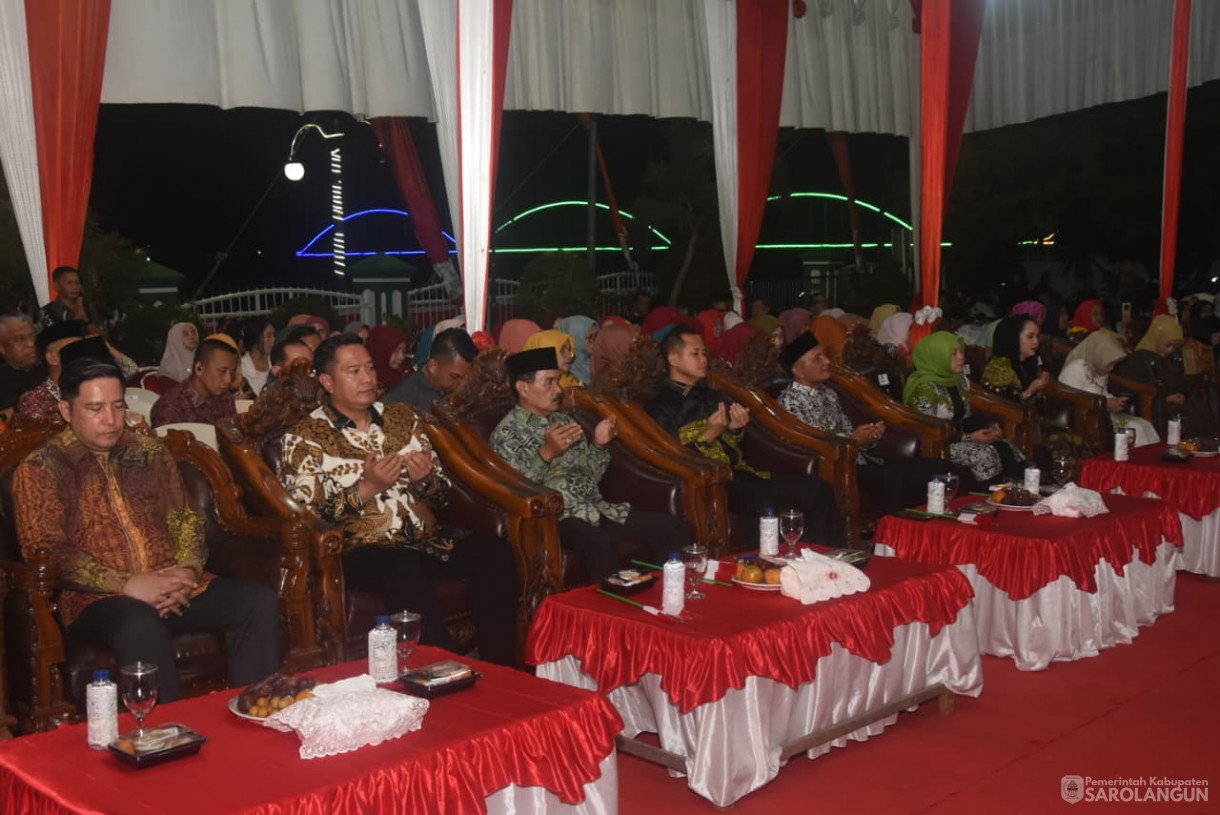 17 Agustus 2025&nbsp; Malam Resepsi Kenegaraan Dirgahayu Republik Indonesia di Rumah Dinas Bupati Sarolangun