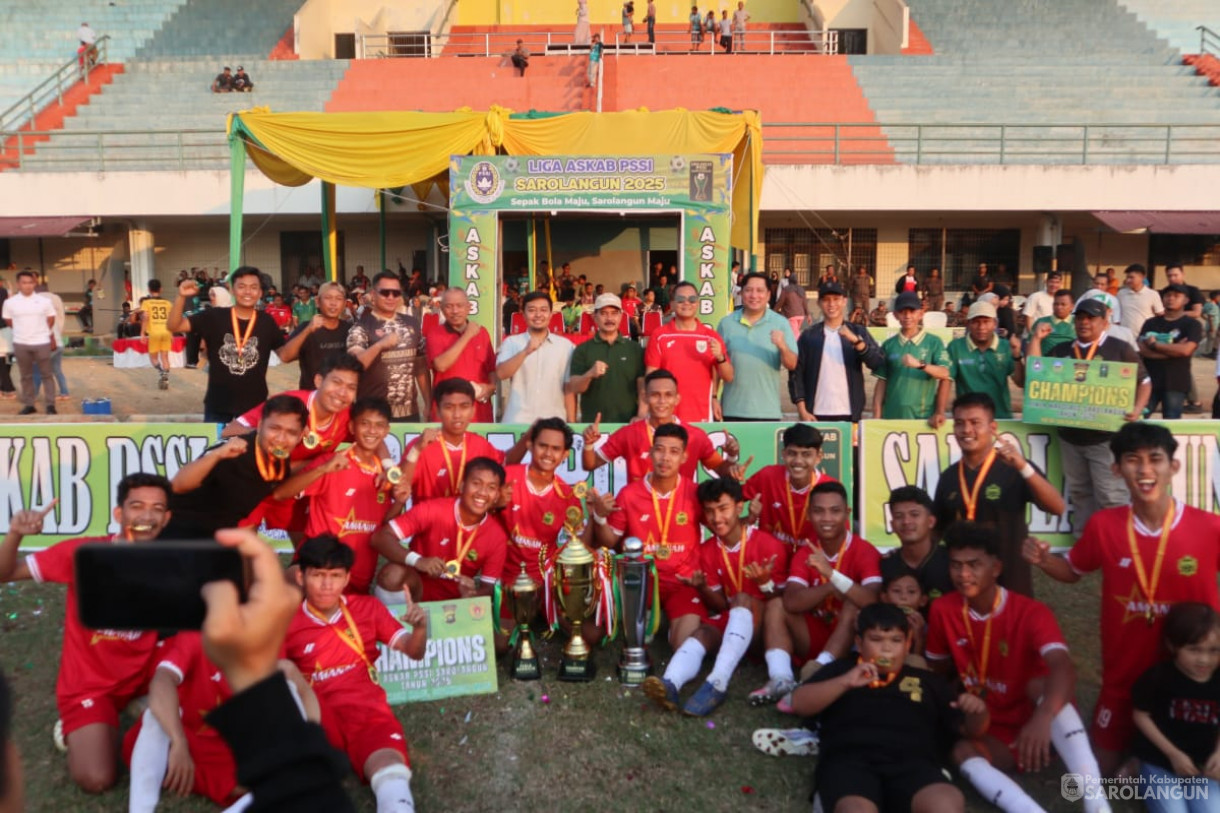 8 Agustus 2025&nbsp; Pertandingan Sepakbola Antara Pemerintah Kabupaten Sarolangun dengan Pemerintah Kabupaten Batanghari Sekaligus Pertandingan Final Liga Askab di Lapangan GOR Sarolangun