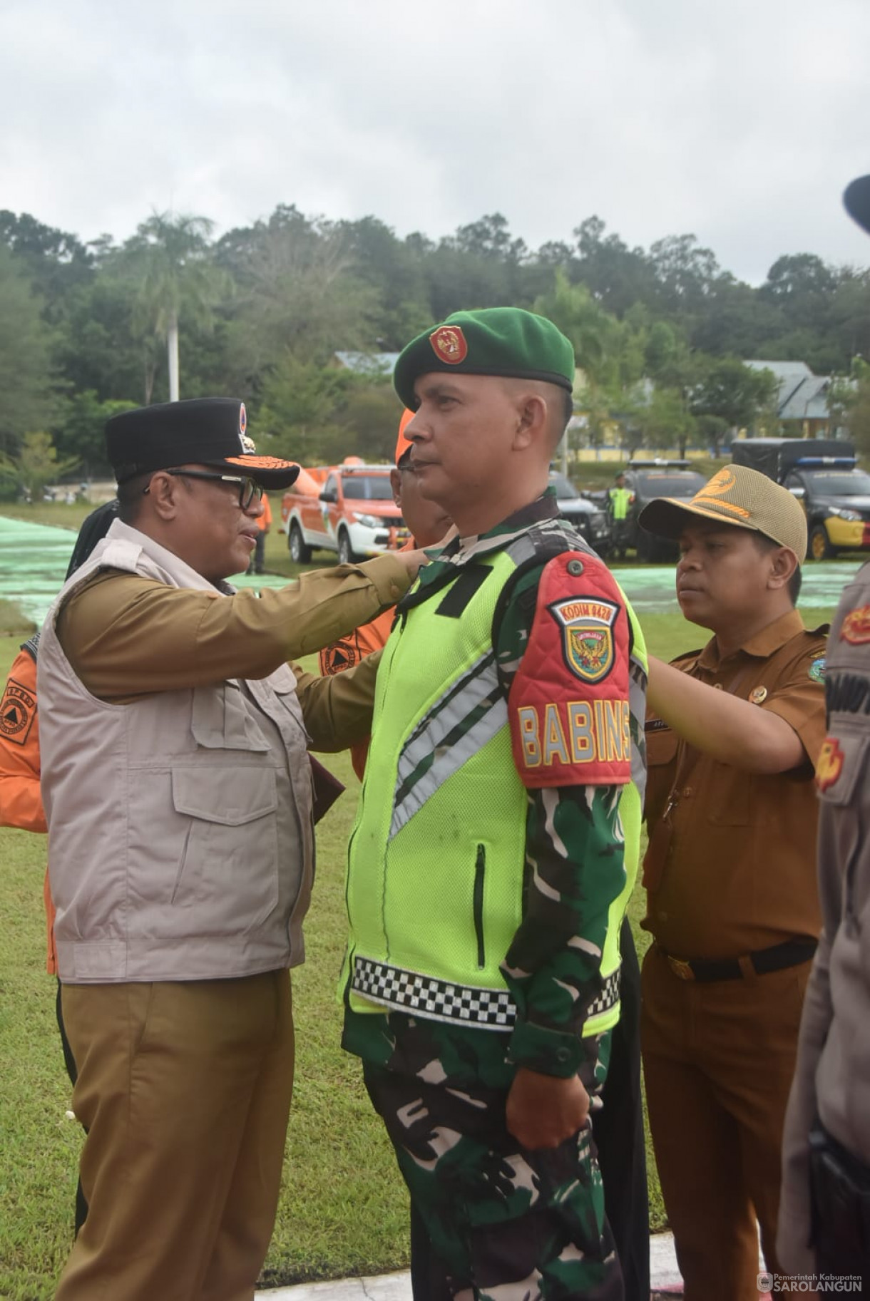 24 Desember 2024 - Apel Gabungan Dan Gelar Pasukan Siaga Bencana Hidrometeorologi di Kabupaten Sarolangun Tahun 2024, Bertempat di Lapangan Gunung Kembang Sarolan