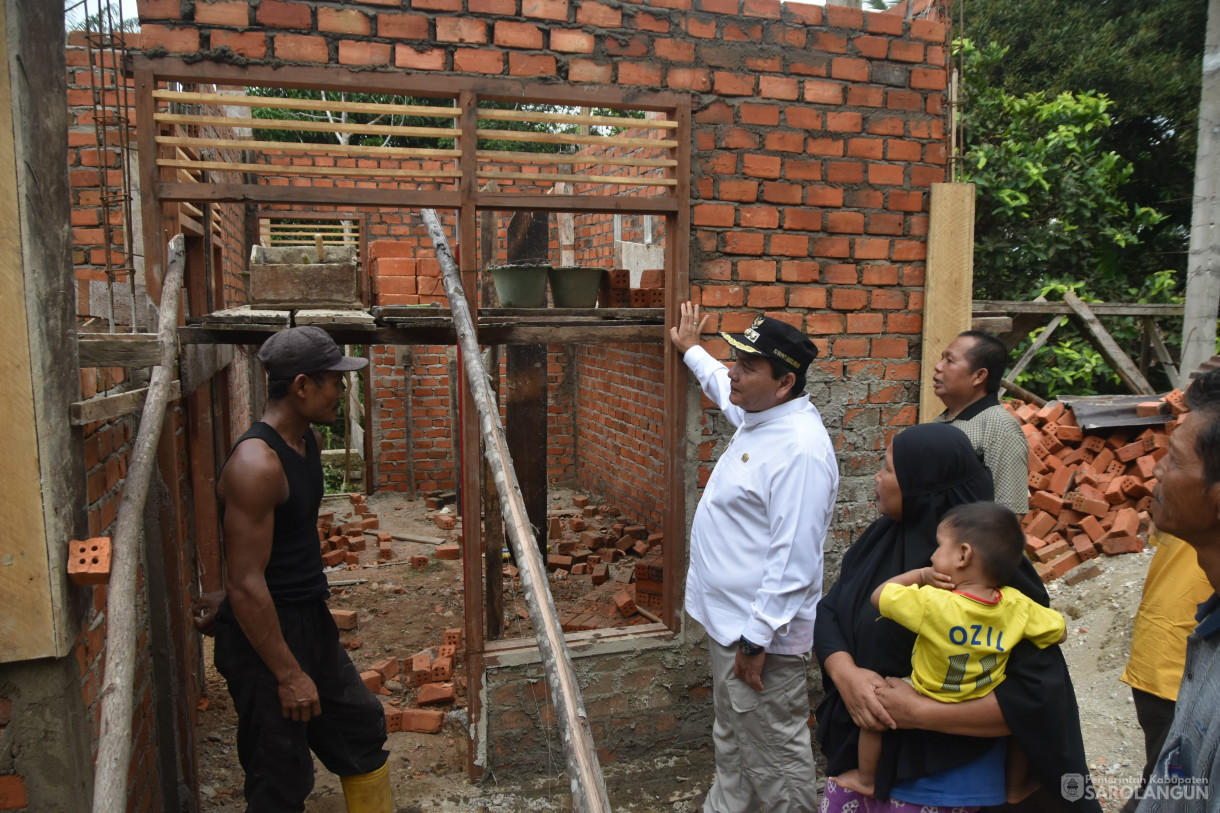 1 Desember 2023 - Meninjau Program Pembangunan Rumah Layak Huni Dalam Rangka Penanganan Kemiskinan Ekstrim Di Kecamatan Cermin Nan Gedang