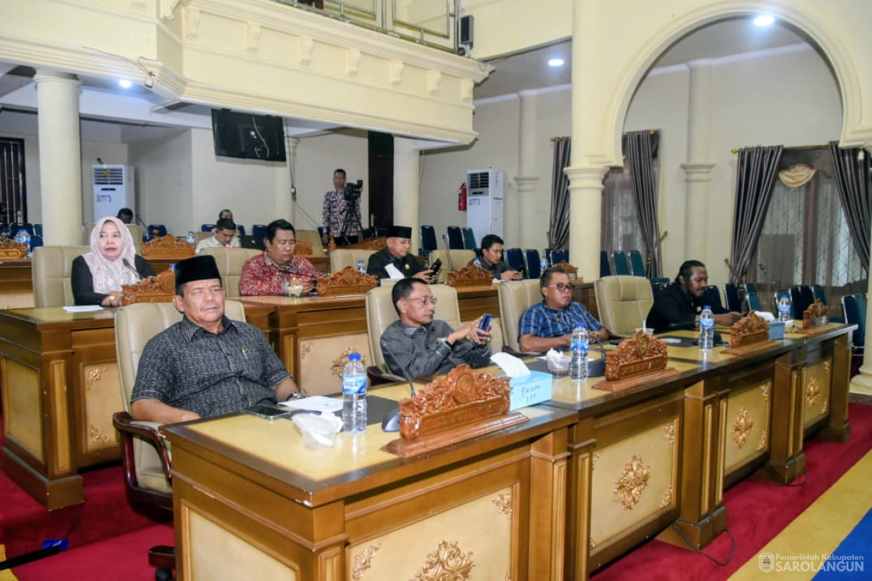 30 Oktober 2025 Rapat Paripurna Tingkat I Tahap 1 Penyampaian Nota Pengantar RKUA Dan PPAS Anggaran Pendapatan dan Belanja Daerah Kabupaten Sarolangun Tahun Anggaran 2026