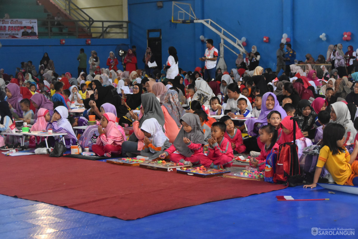 20 Agustus 2024 -&nbsp;Gebyar Bunda PAUD 2024 Dalam Rangka Memperingati Hari Anak Nasional Ke 40 Dan HUT RI Ke 79 Bertempat di Lapangan Tenis Indoor GOR Sarolangun