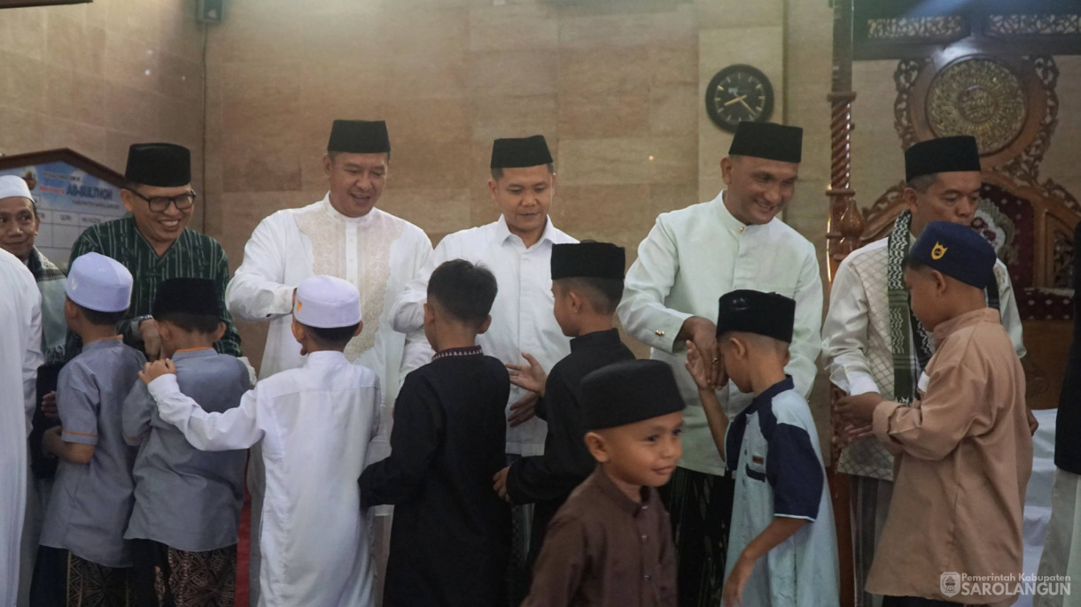 21 Maret 2026&nbsp;Sholat Idul Fitri di Masjid Assulthon Sarolangun