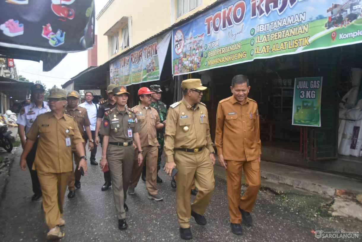 23 Desember 2024 - Sidak Pasar Menjelang Nataru, Bertempat di Pasar Atas Sarolangun