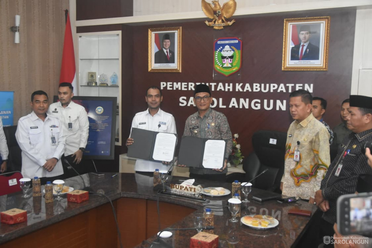 Penandatanganan Kerjasama Antara Pemerintah Kabupaten Sarolangun dengan Kantor Wilayah Direktorat Jenderal Imigrasi Jambi