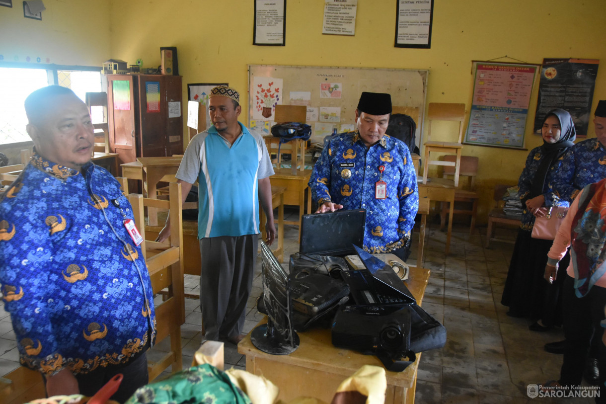 17 Januari 2024 - Meninjau Kondisi Sekolah Pasca Banjir Di Kecamatan Sarolangun