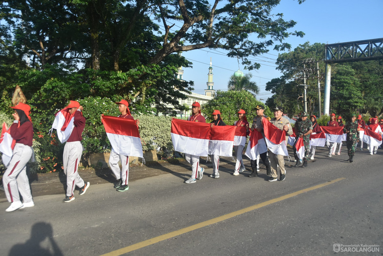 10 Agustus 2024 -&nbsp;Pembagian Bendera Merah Putih Dalam Rangka Menyambut Hari Kemerdekaan RI Ke 79, Bertempat di Depan Bank Jambi