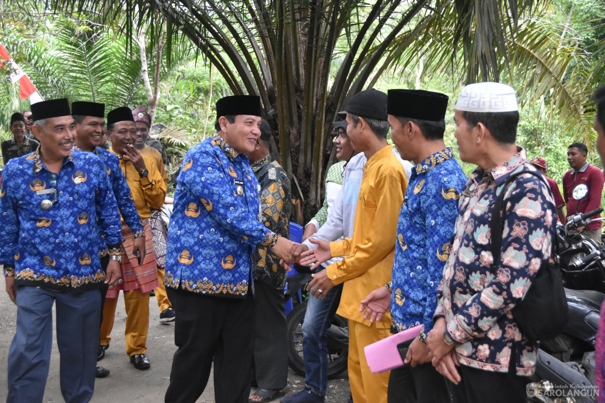 30 November 2023 - Penyerahan Bantuan Sembako Untuk Masyarakat Miskin Ekstrim Program Penanganan Kemiskinan, Pengendalian Inflasi Dan Pencegahan Stunting, Sekaligus Peresmian Pendopo Desa Lubuk Sepuh Dan Pemb