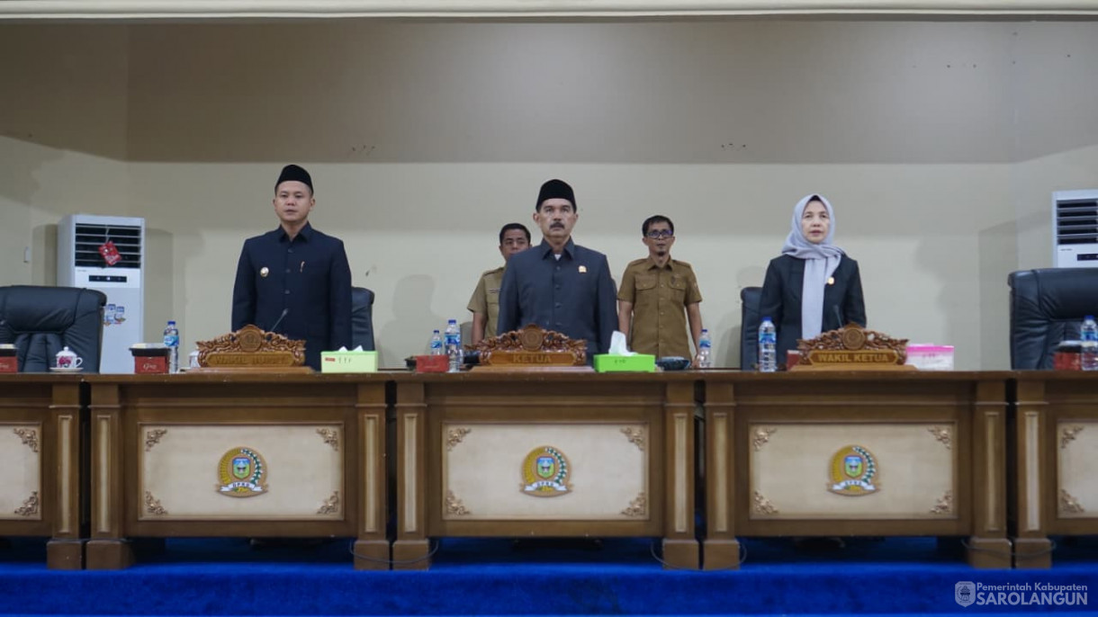 4 November 2025 Sampaikan Tanggapan dan Jawaban Eksekutif Terhadap Pandangan Umum Fraksi DPRD&nbsp;&nbsp;