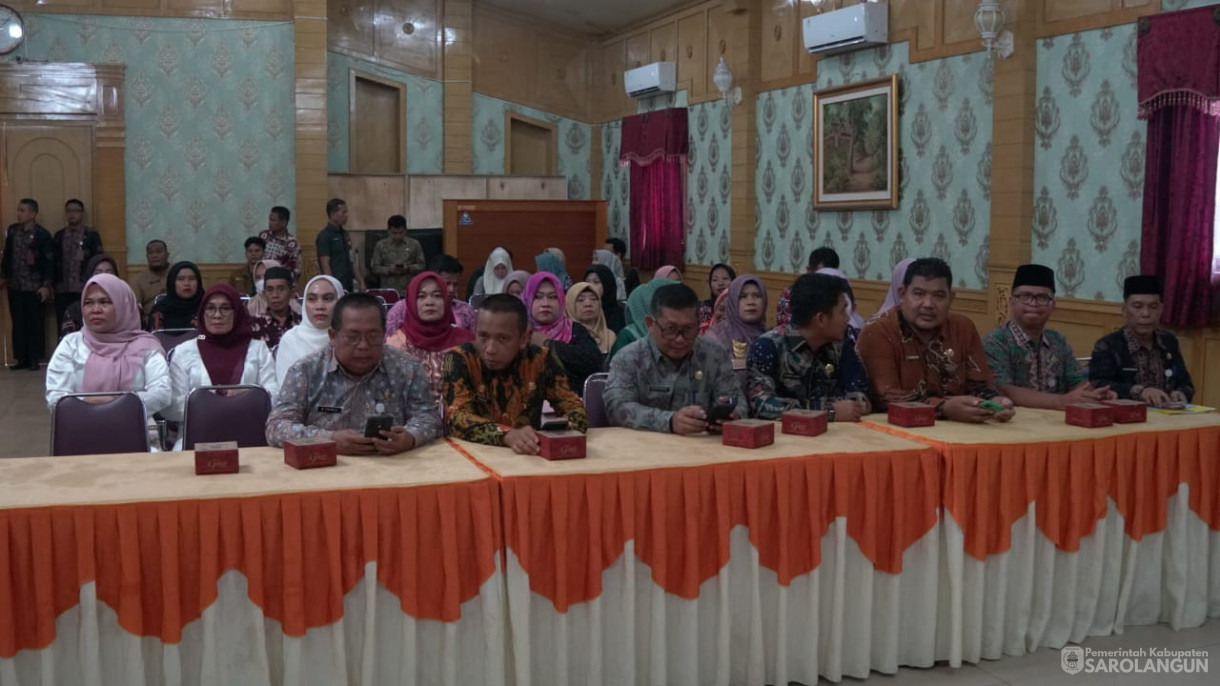 27 Juni 2024 -&nbsp;Pelantikan dan Pengambilan Sumpah Janji Jabatan Pejabat Pimpinan Tinggi Pratama, Administrator dan Pengawas di Lingkungan Pemerintah Kabupaten Sarolangun