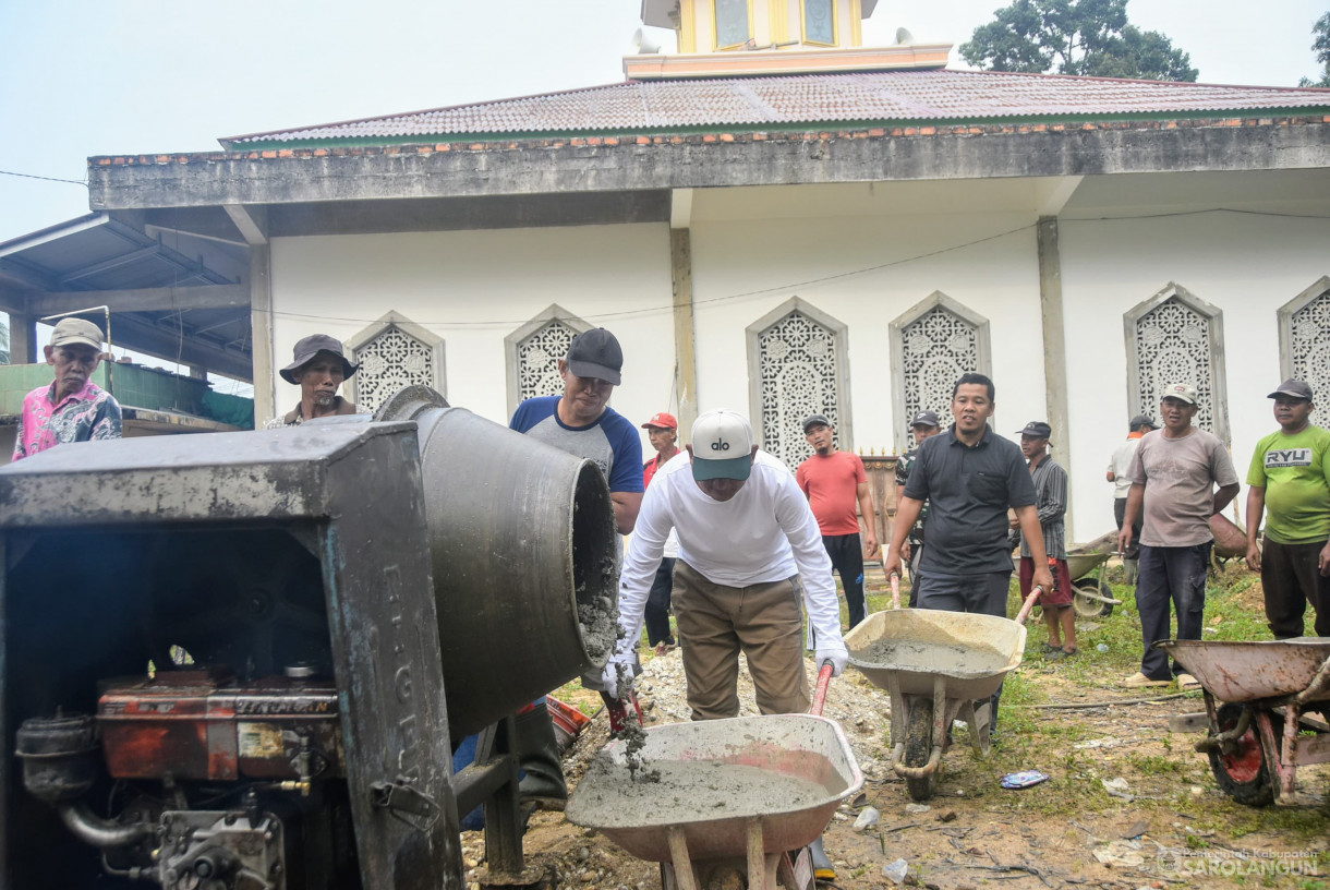 28 Juni 2025 -&nbsp;Gotong Royong Pembangunan Tempat Wudhu dan Toilet Masjid Jami Attaufiq Tanjung Rambai