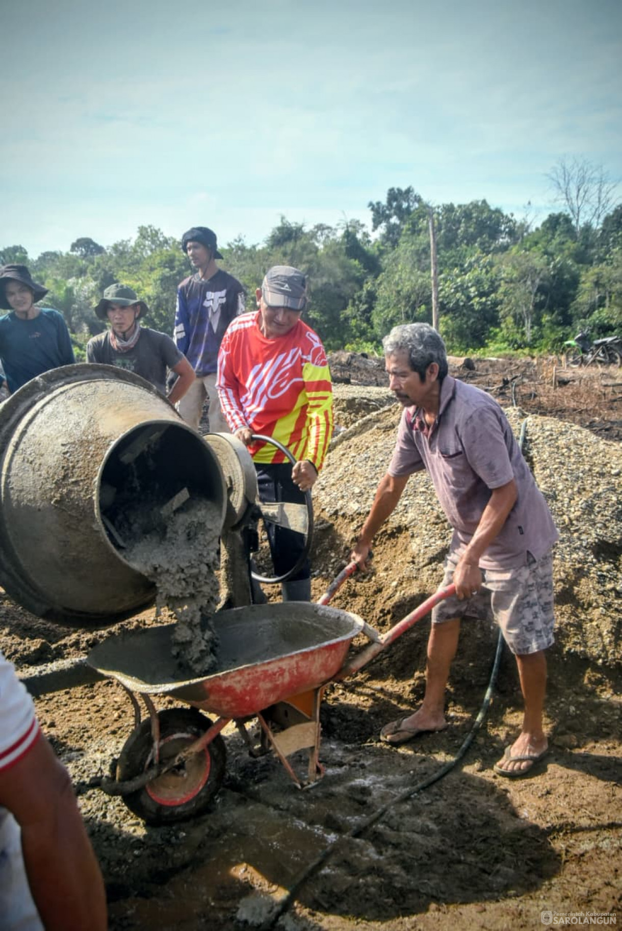 7 September 2025&nbsp; Peletakan Batu Pertama Pembangunan Masjid Abdul Jalil dan Ponpes di Desa Panti