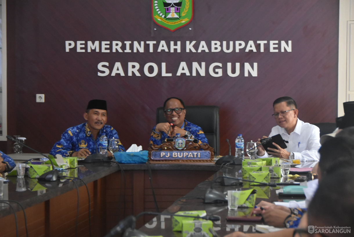 28 Oktober 2024 -&nbsp;Sosialisasi Penggunaan Barang Milik Kantor Lingkungan Pemkab Sarolangun, Bertempat di Ruang Pola Utama Kantor Bupati Sarolangun