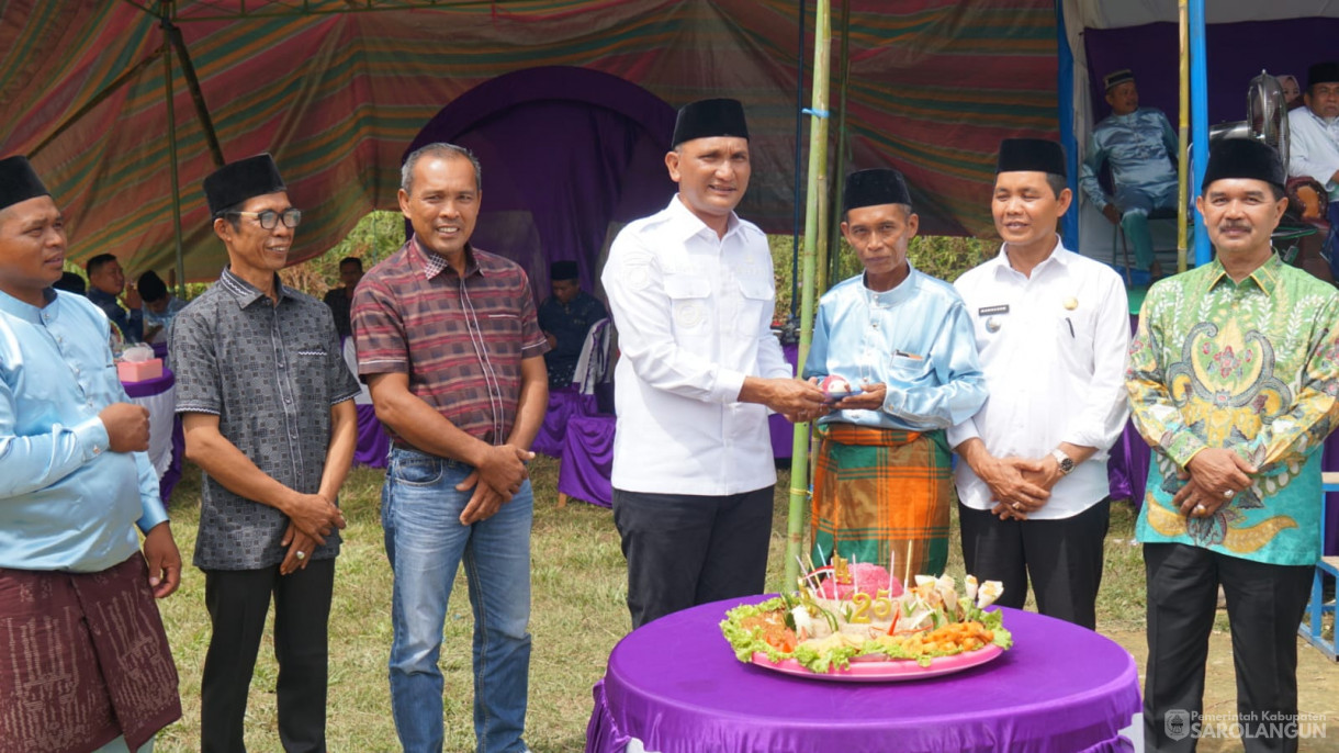 20 Agustus 2025 Acara Hari Jadi Desa Sekamis Ke 14 Di Desa Sekamis Kecamatan.Cermin Nan Gedang