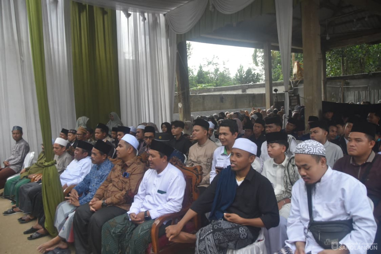 14 Oktober 2025&nbsp; Peringatan Hari Santri Nasional Tahun 2025 di Ponpes Serambi Mekah Al Aziziyah Desa Pelawan Jaya