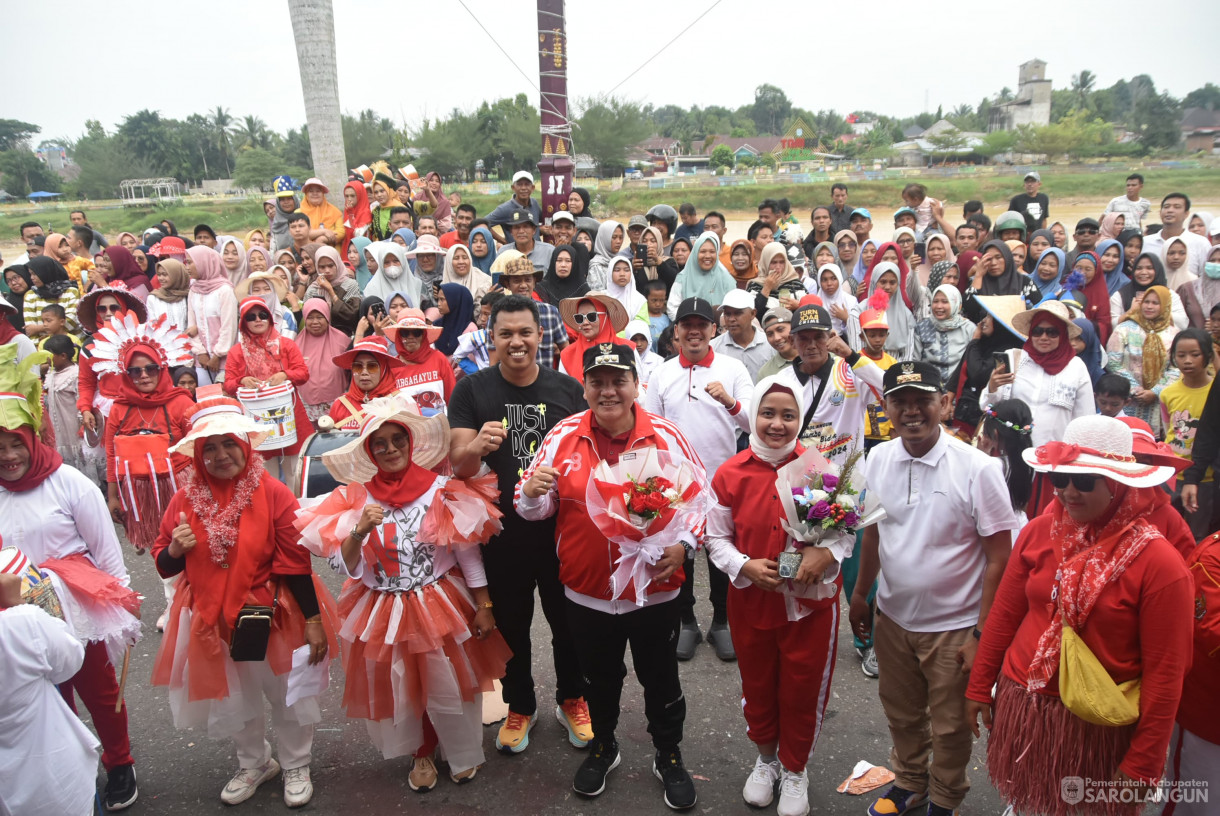 18 Agustus 2024 -&nbsp;Pawai Karnaval Memperingati HUT RI Ke 79, Bertempat di Depan Rumah Dinas Bupati Sarolangun