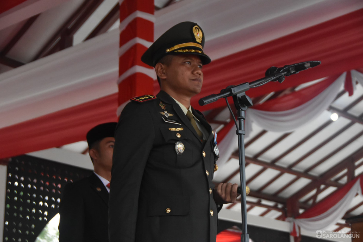 17 Agustus 2024 -&nbsp;Upacara Penurunan Bendera Merah Putih Dalam Rangka HUT RI Ke 79, Bertempat di Lapangan Gunung Kembang Sarolangun