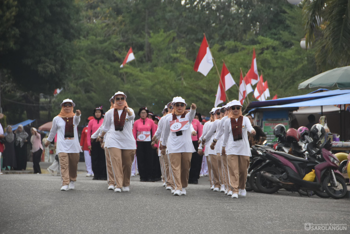 15 Agustus 2024 -&nbsp;Kegiatan Gerak Jalan Memperingati Hari Kemerdekaan RI Ke 79, Bertempat di Depan Rumah Dinas Bupati Sarolangun