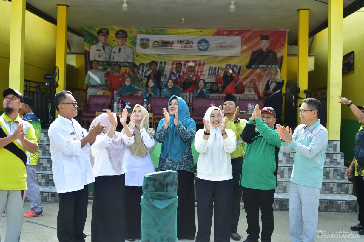 6 Mei 2026 Ketua TP PKK Kabupaten Sarolangun, Membuka lomba OSN O2SN dan FLS2N kec Singkut