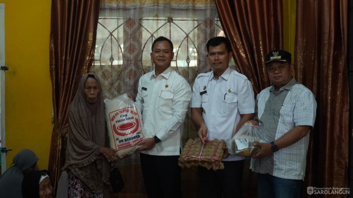 26 November 2025&nbsp; Salurkan Bantuan Kepada 92 Masyarakat Miskin Ekstrim Di Kecamatan Bathin VIII