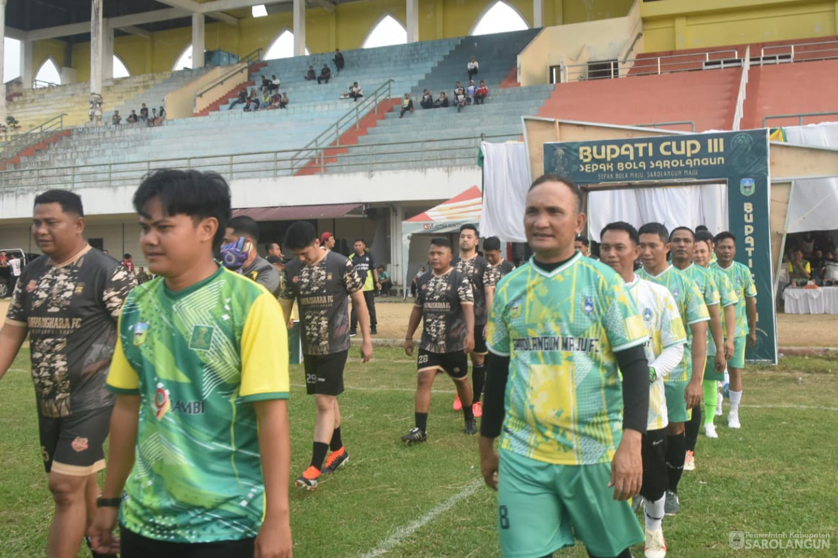 2 November 2025 Pertandingan Exhibition Pembukaan Bupati Cup Sarolangun di GOR Sarolangun