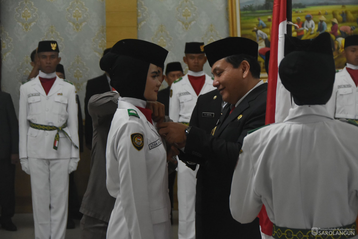 15 Agustus 2024 -&nbsp;Pengukuhan Pasukan Pengibar Bendera Pusaka, Bertempat di Aula Utama Kantor Bupati Sarolangun