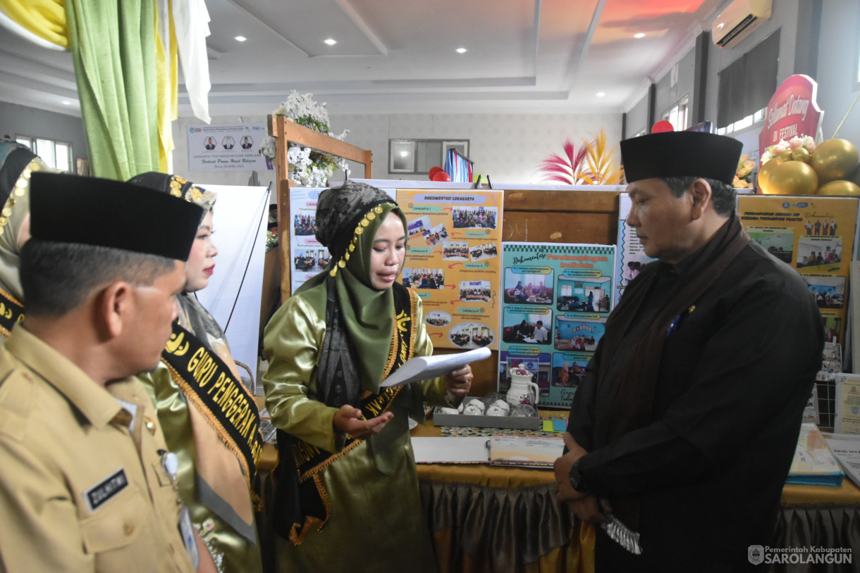 30 April 2024 - Launching Lokakarya 7 Panen Hasil Belajar Di Aula Dinas Pendidikan Sarolangun