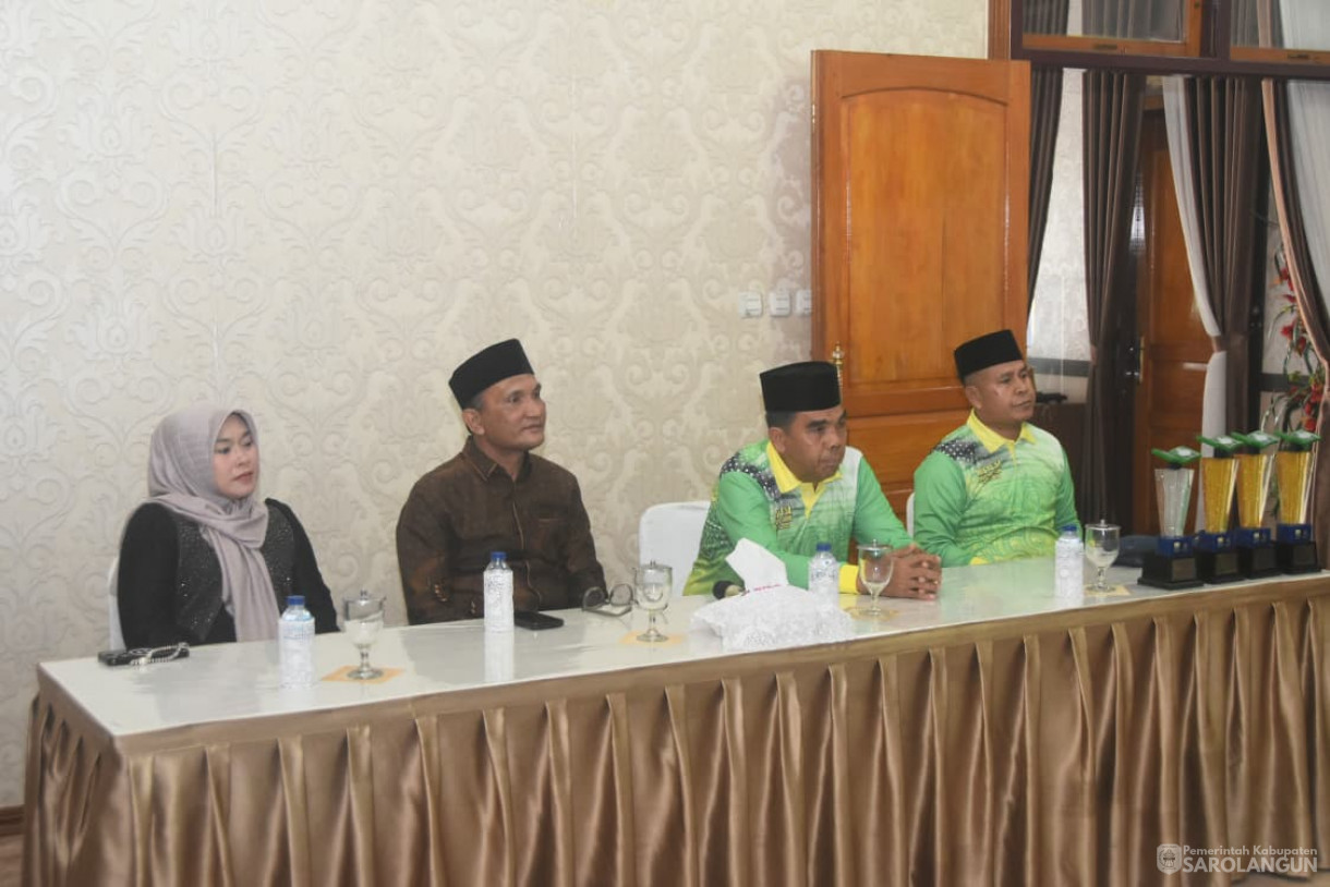 22 November 2025&nbsp; Penyambutan Kafilah MTQ tingkat Provinsi Jambi asal Kabupaten Sarolangun di Rumah Dinas Bupati Sarolangun