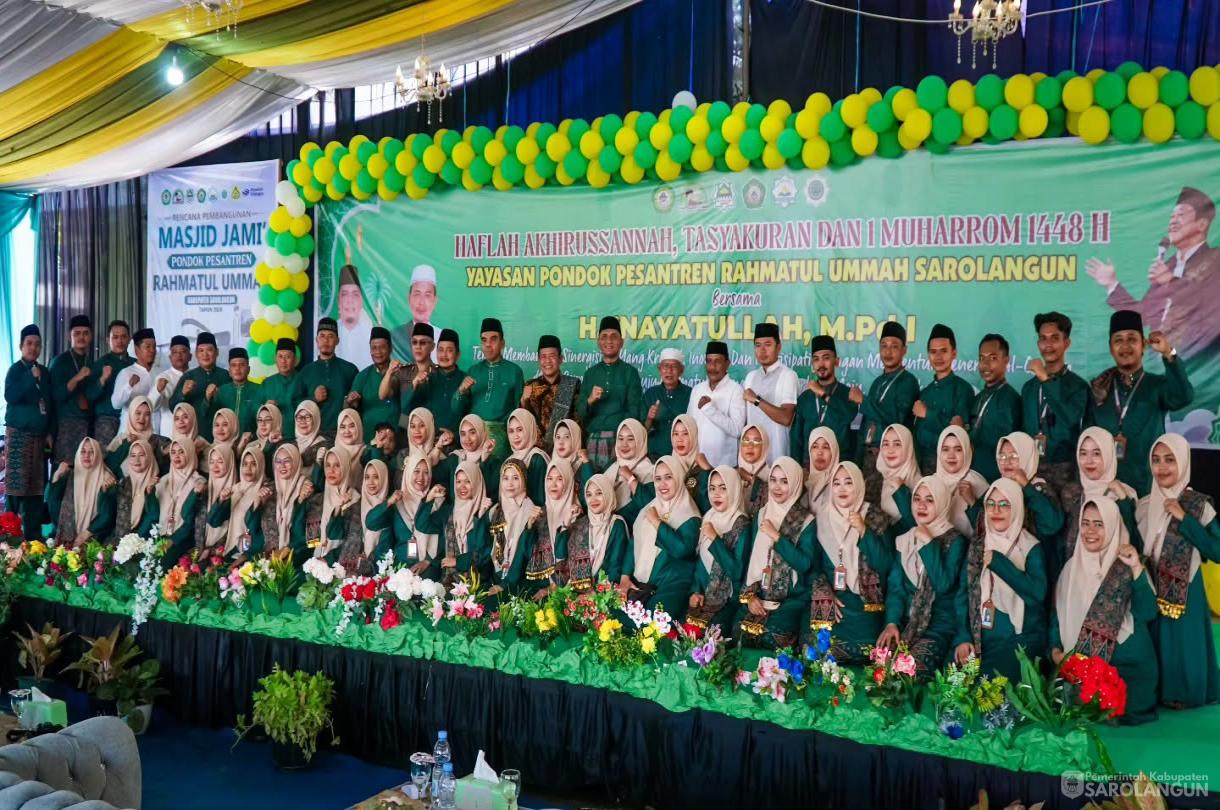 20 Juni 2026 Bupati Sarolangun menghadiri Haflah Akhirussanah, Tasyakuran dan 1 Muharram 1448 H Yayasan Pondok Pesantren Rahmatul Ummah Sarolangun Bersama H Inayatullah, M.Pd.I