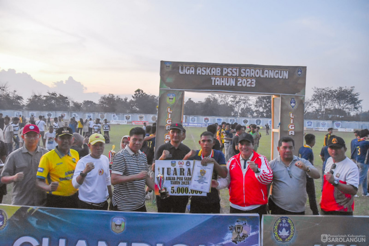 10 September 2023 - Penjabat Bupati Sarolangun Menghadiri Acara Penutupan Liga Askab Sarolangun di Lapangan KONI Sarolangun