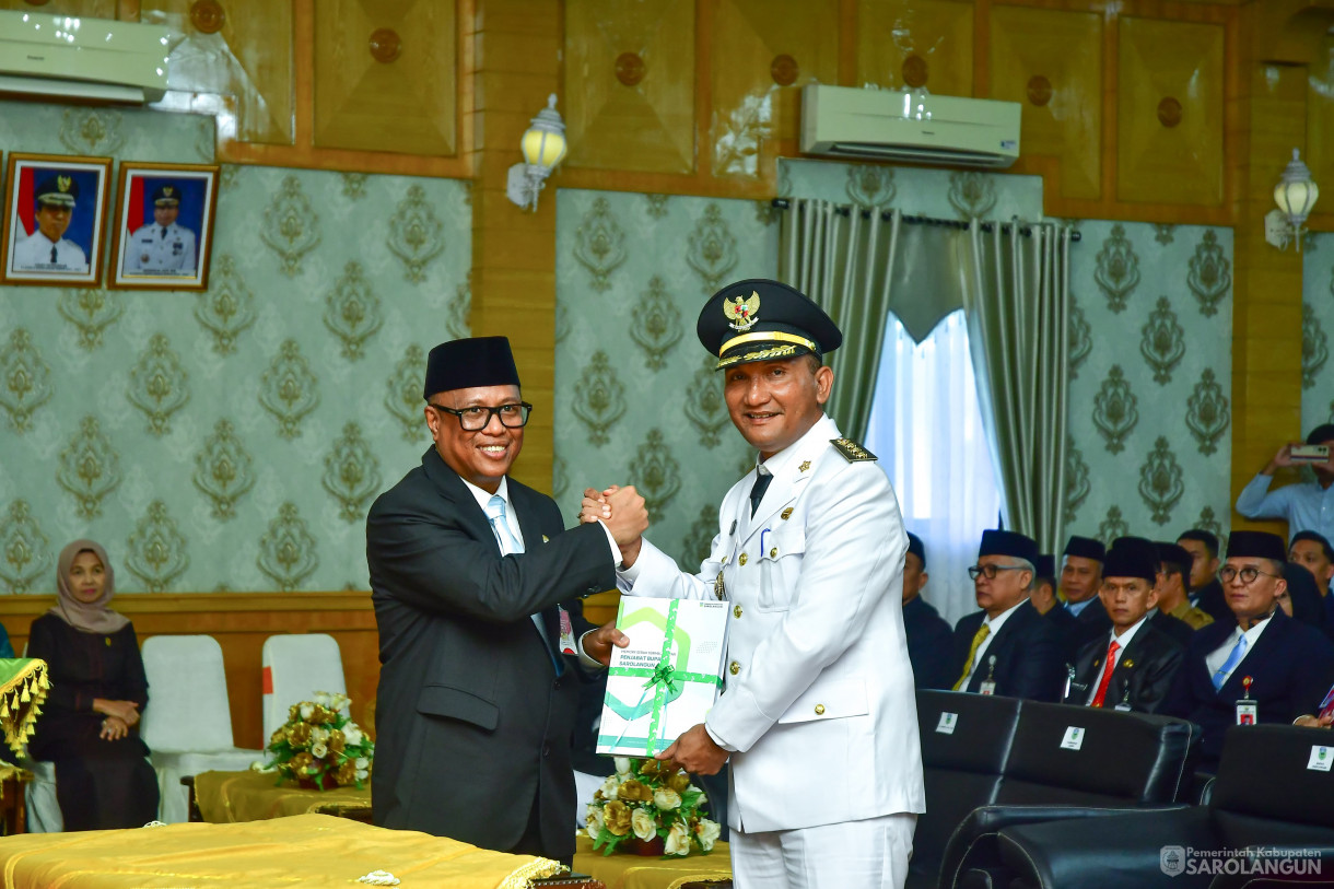 4 Maret 2025 - Serah Terima Jabatan Bupati Sarolangun, Bertempat di Ruang Aula Utama Kantor Bupati Sarolangun&nbsp;