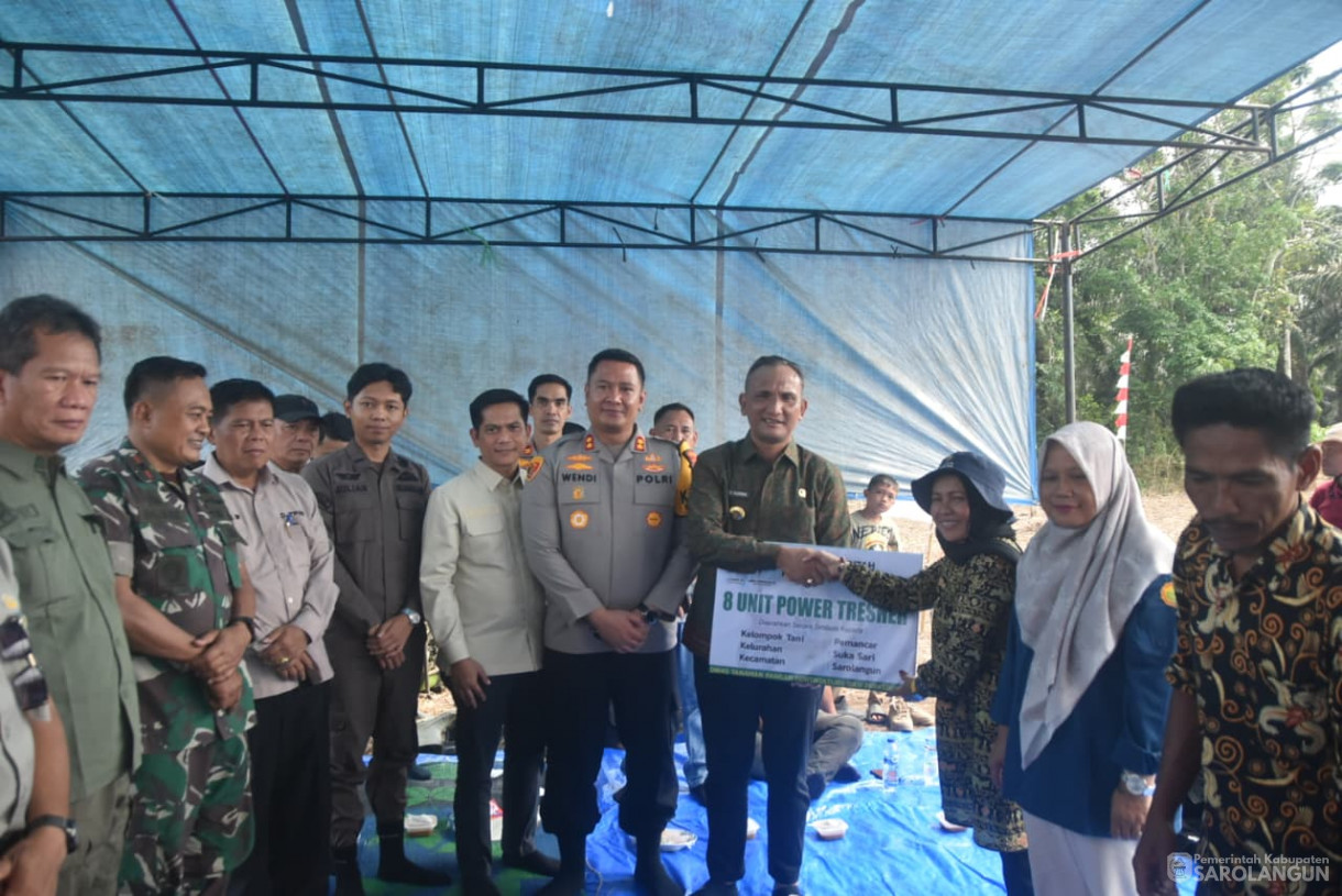 28 Agustus 2025&nbsp; &nbsp;Panen Perdana Padi Ladang Kelompok Tani Renah Mutu Desa Tanjung Kecamatan Bathin VIII