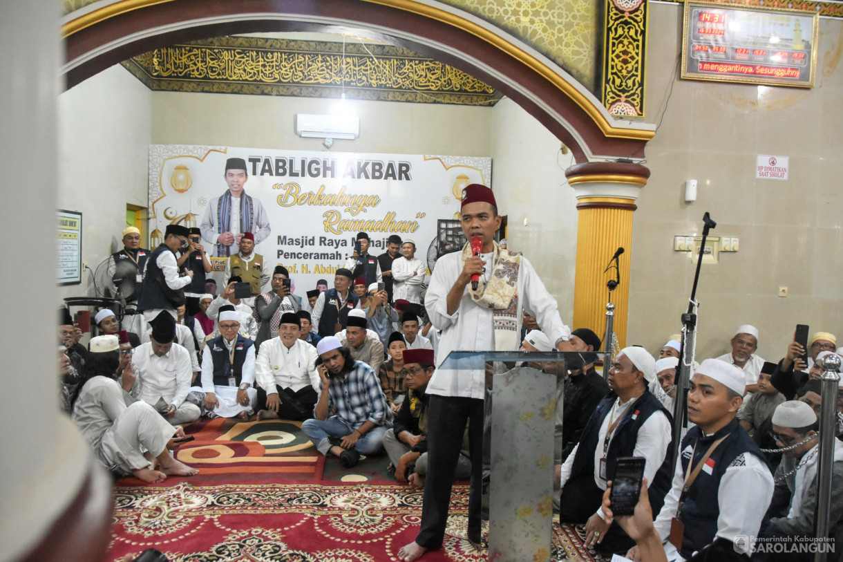 16 Maret 2024 - Tabligh Akbar Bersama Ustadz Abdul Somad Di Masjid Raya Muhajirin Desa Pasar Singkut Kecamatan Singkut