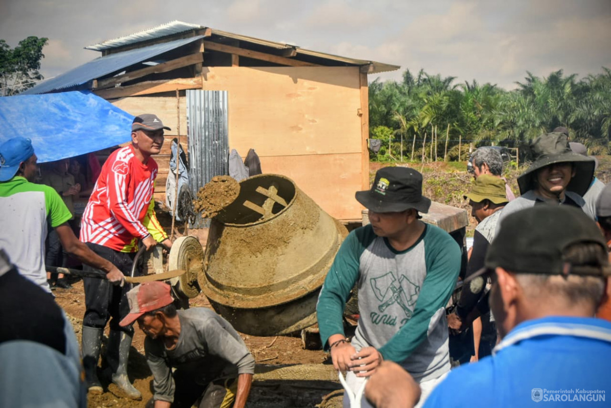 7 September 2025&nbsp; Peletakan Batu Pertama Pembangunan Masjid Abdul Jalil dan Ponpes di Desa Panti