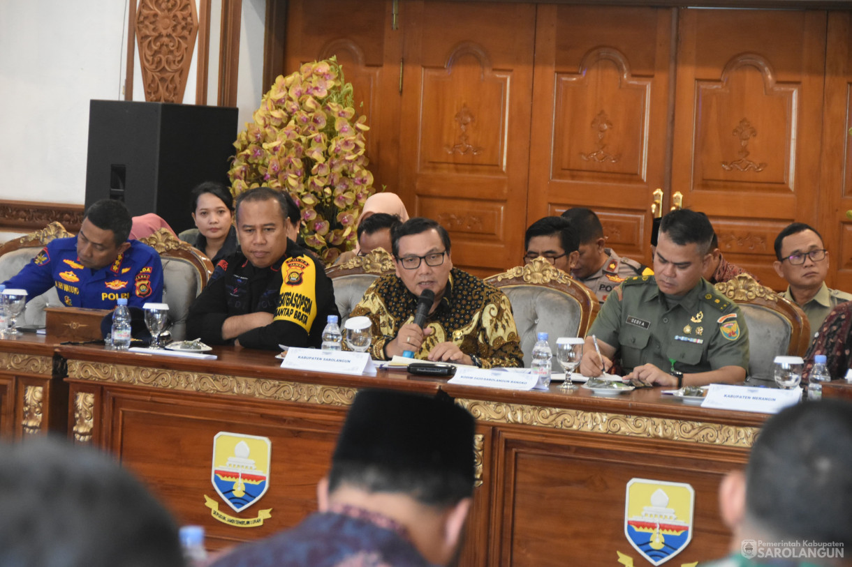 25 Januari 2024 - Rapat Koordinasi Penanganan Bencana Banjir Dan Longsor Provinsi Jambi Tahun 2024 Di Auditorium Rumah Dinas Gubernur Jambi