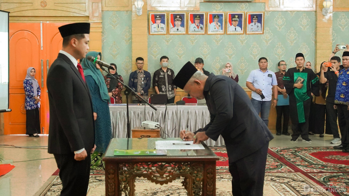 9 April 2026 Pelantikan dan Pengambilan Sumpah Janji Jabatan Pejabat Administrator dan Pengawas di Lingkungan Pemkab Sarolangun