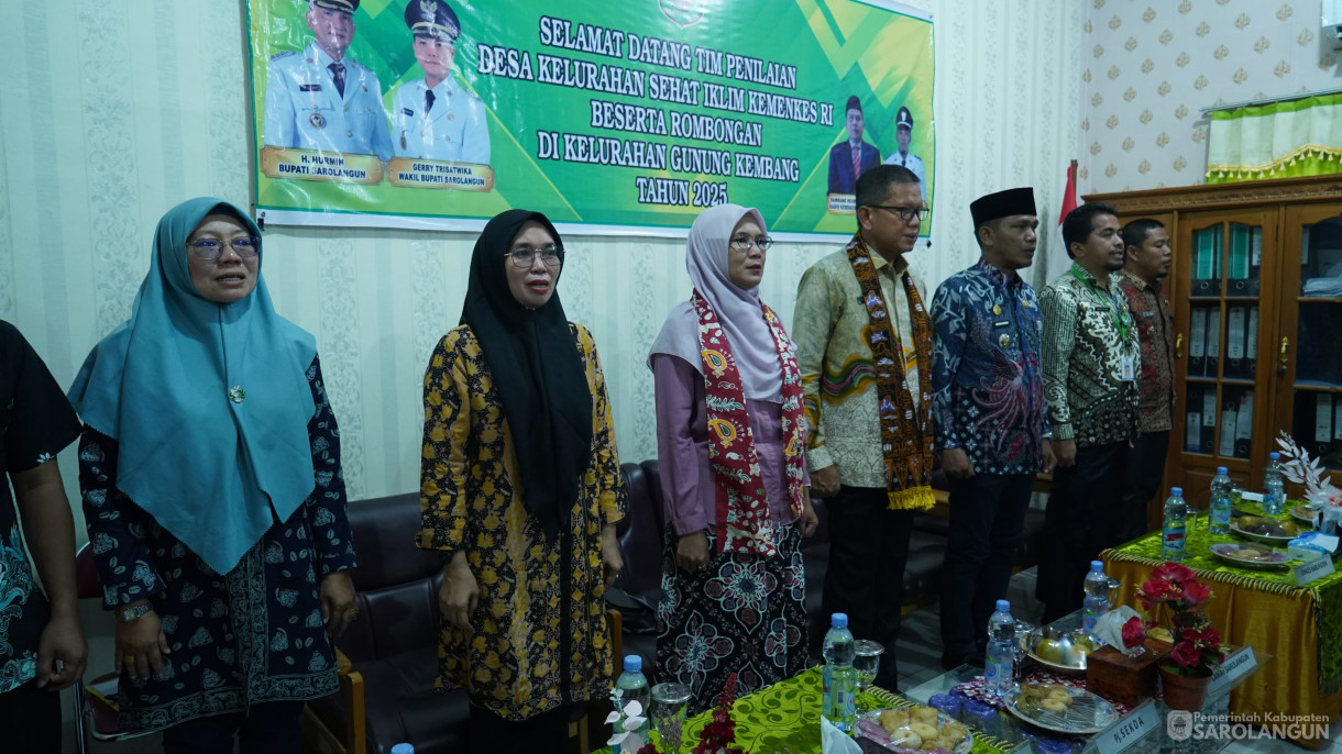 31 Juli 2025 - Verifikasi Lapangan Kegiatan Desa Kelurahan Sehat Iklim Tahun 2025 Bertempat Aula Kantor Lurah Gunung Kembang