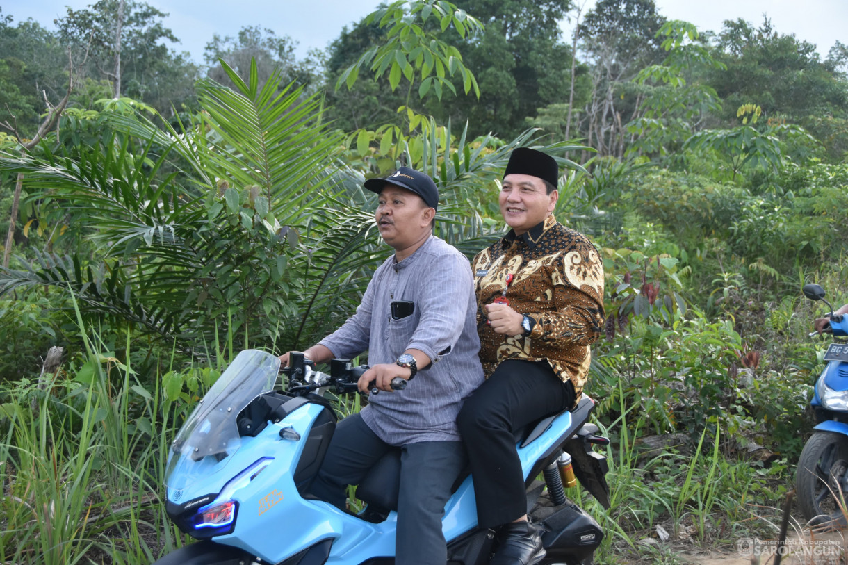 20 Desember 2023 - Meninjau Kebun Cabe Kelompok Tani Desa Pelawan Jaya