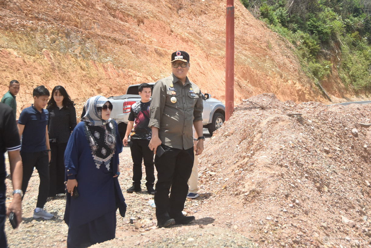 Mengunjungi Wisata Teluk Mombun, Wisata Pondok Buluh Bukit Rayo Kecamatan Batang Asai, Dilanjutkan Dengan Silaturahmi di Desa Benso Kecamatan Cermin Nan Gedang