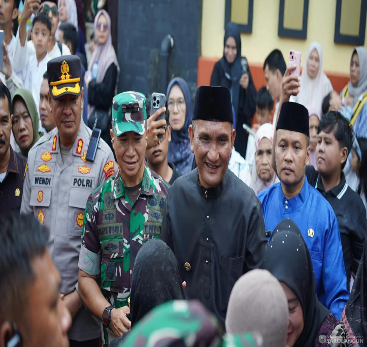 29 Juni 2026 Bupati Sarolangun Menyambut Kedatangan Jamaah Haji Sarolangun di Masjid Assulthon Sarolangun
