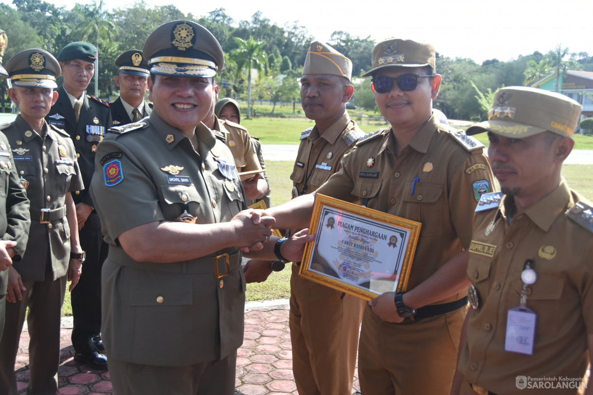 30 April 2024 - Upacara Peringatan Hari Ulang Tahun Satpol PP Ke 74 Dan Satlinmas Ke 62 Di Lapangan Gunung Kembang Sarolangun