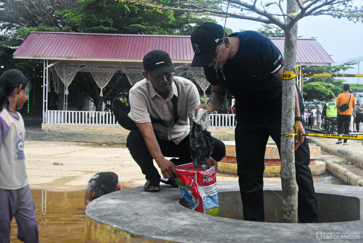 7 April 2025 - Meninjau Persiapan Balumbo Biduk Dan Gotong Royong Membersihkan Sampah di Sekitaran Tepian Cik Minah Sarolangun&nbsp;
