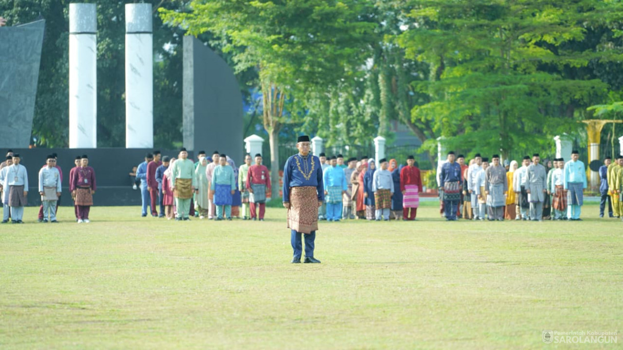 5 Januari 2026 Mengikuti Upacara HUT Provinsi Jambi, Serta Menyerahkan Donasi Pemerintah Daerah Kabupaten Sarolangun Untuk Bencana Alam Sumatera.