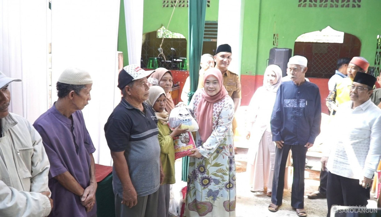 10 Februari 2026 Berbagi Sembako Ramadhan oleh Persatuan Keluarga Besar Kampar Sarolangun bertempat di Madrasah Al Mukarramah Sarolangun
