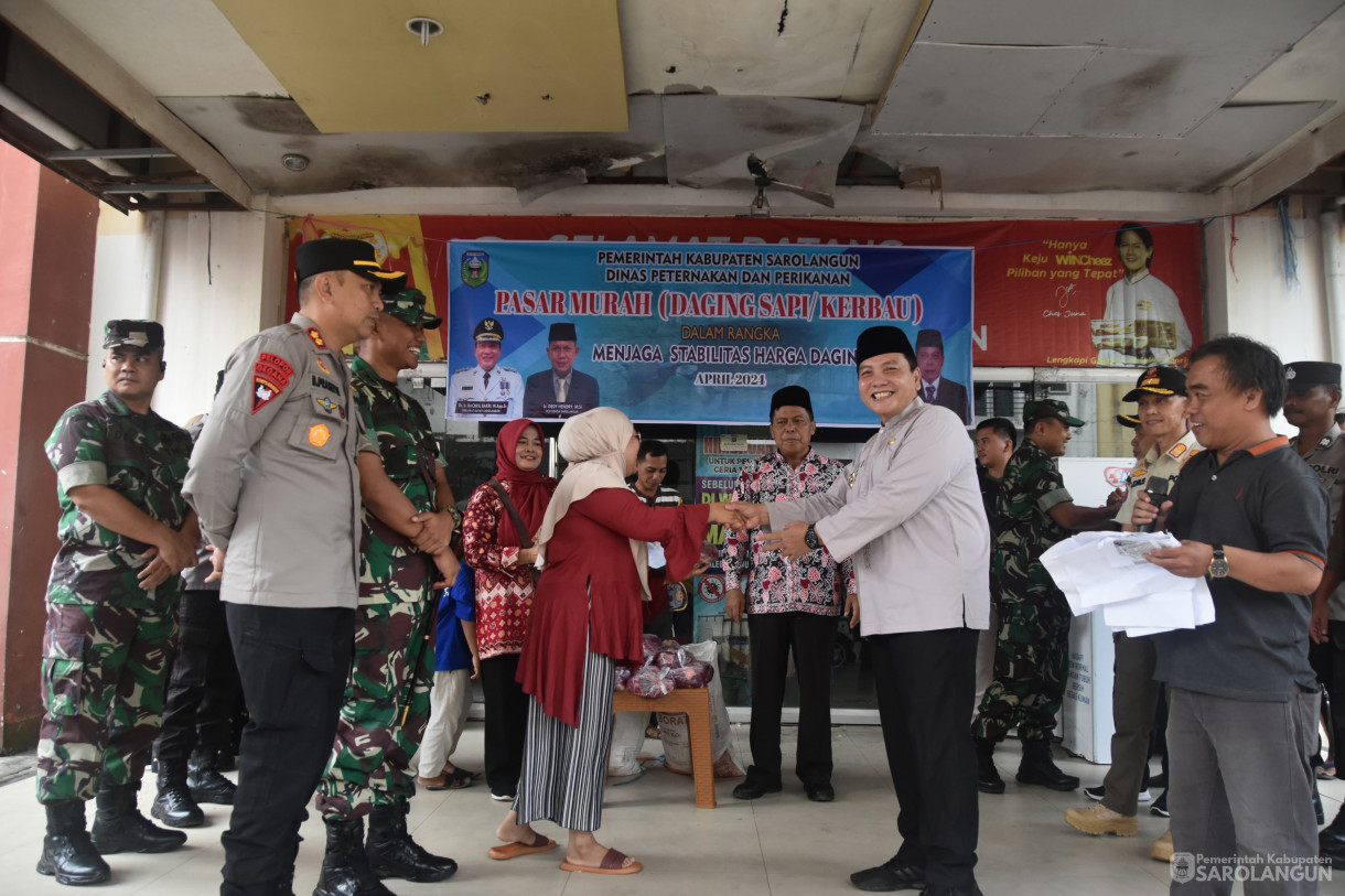 8 April 2024 - Operasi Pasar Murah Daging Sapi dan Kerbau Di Ceria Toserba Sarolangun