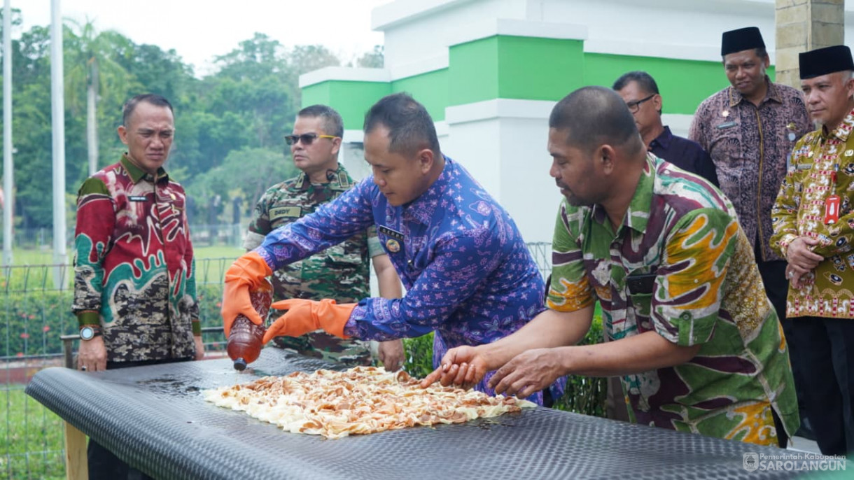 9 Oktober 2025&nbsp; Memperingatan Hari Batik Nasional Bertempat di lapangan gunung kembang kabupaten Sarolangun