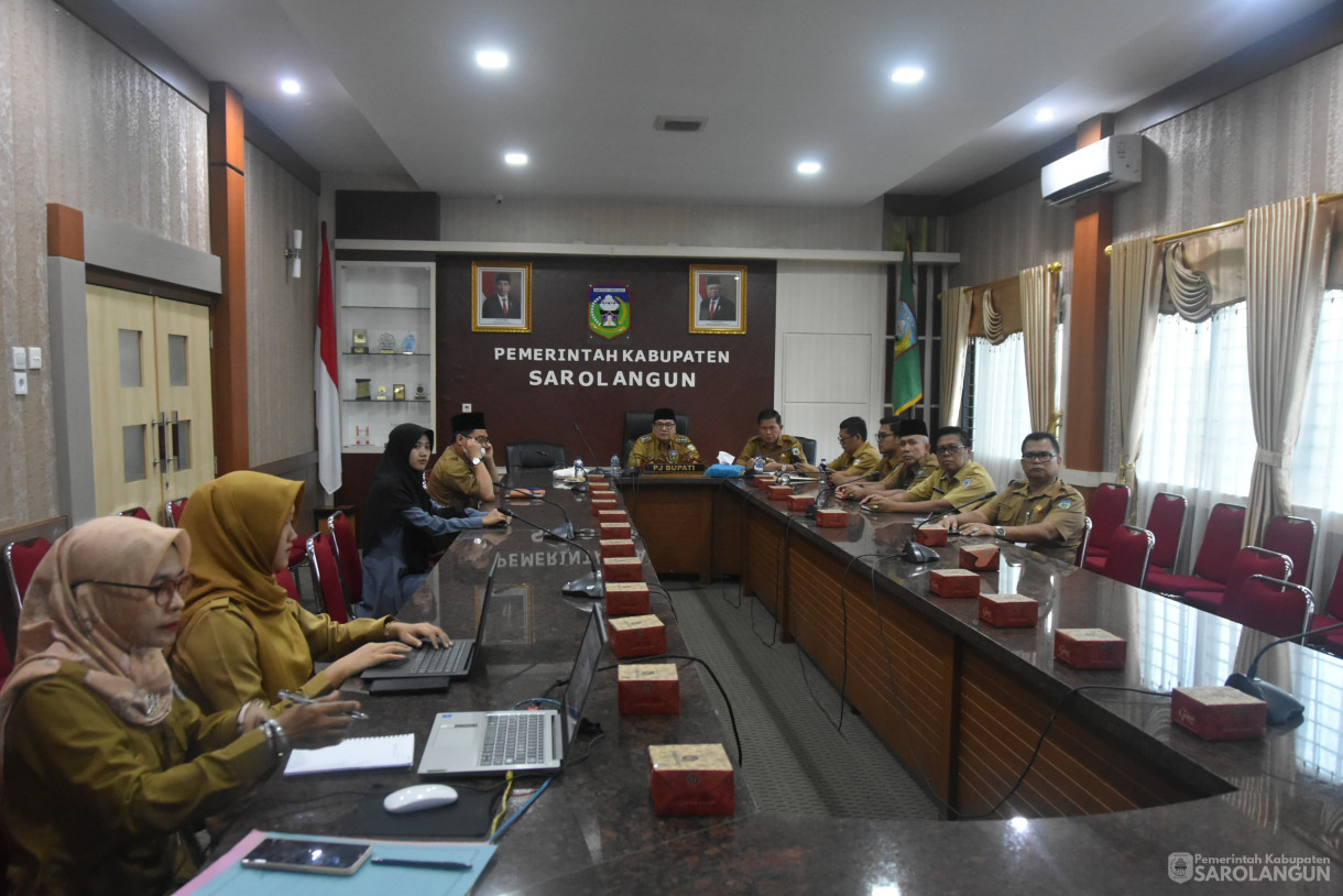 29 April 2024 - Rapat Dengan Mendagri Dan TPID Di Ruang Pola Utama Kantor Bupati Sarolangun